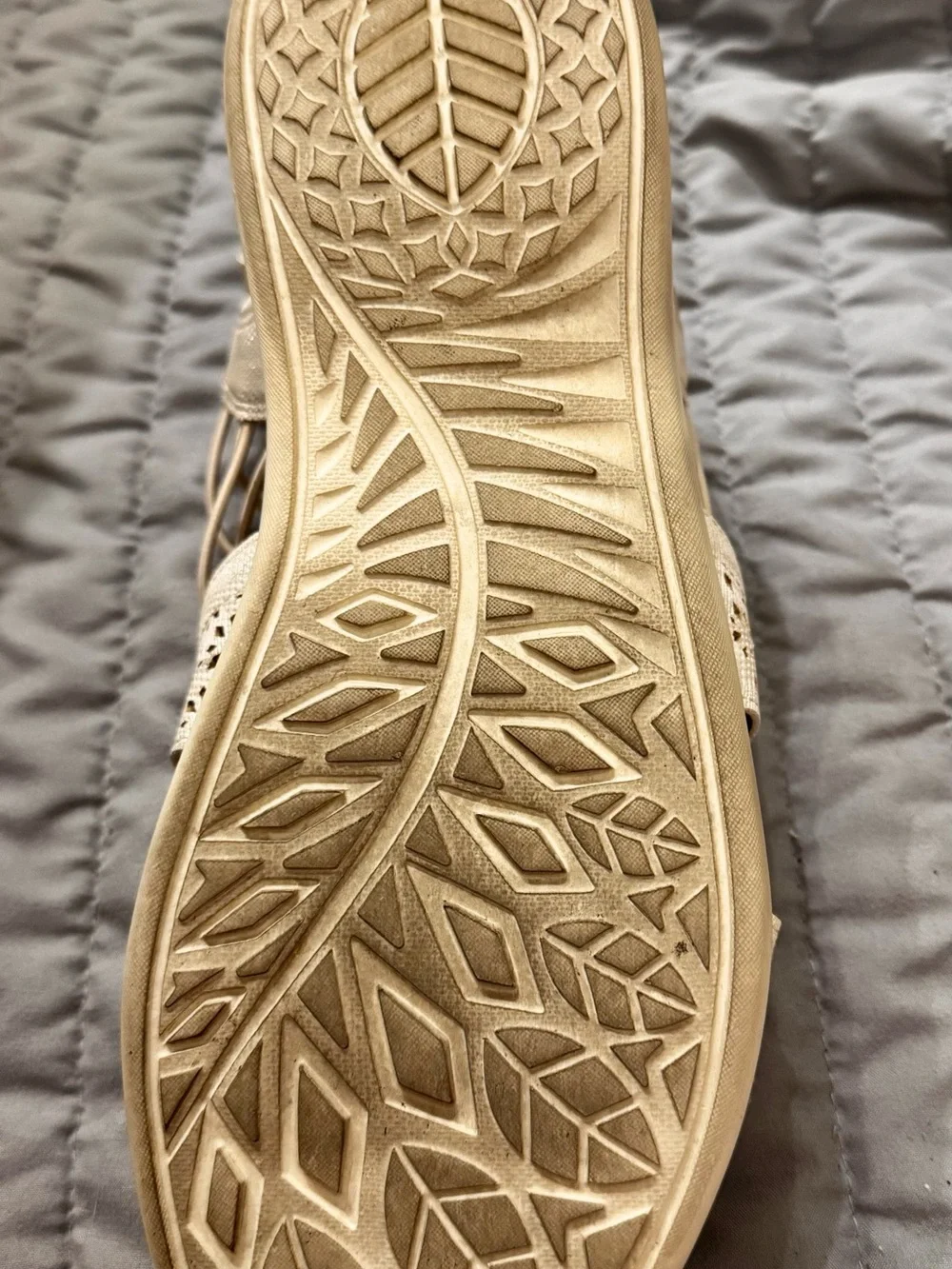 JBU Women's Beige Laser-Cut Slingback Sandals